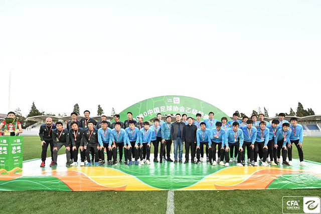 爱德华兹27分唐斯27+12 森林狼大胜掘金2-0