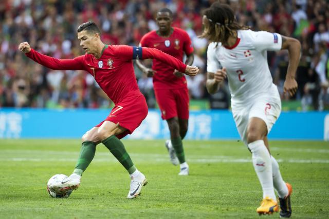 约基奇三双掘金轻取魔术 热火大胜送马刺3连败