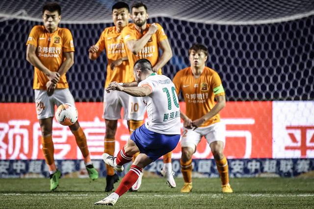 马卡报：勒诺尔芒今日回归马竞合练